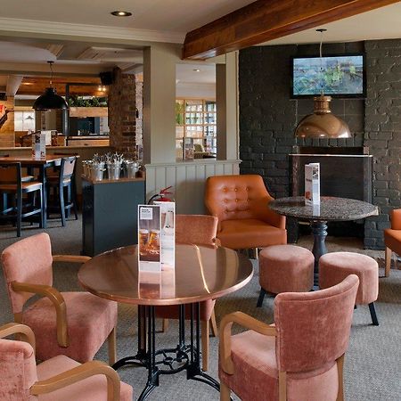 Premier Inn Фрум Екстериор снимка