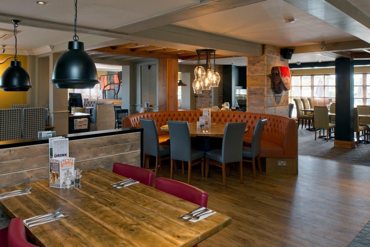 Premier Inn Фрум Екстериор снимка