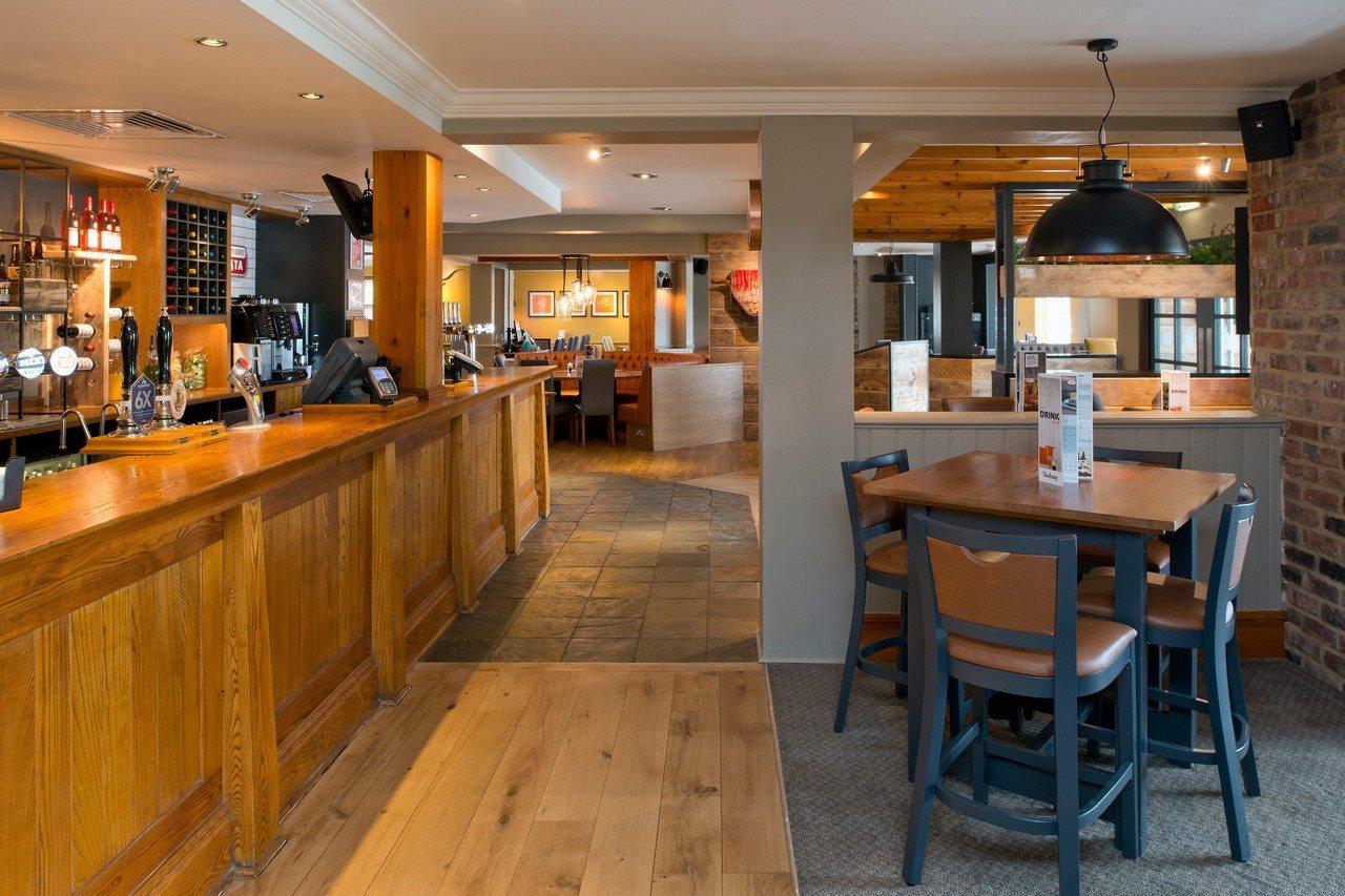 Premier Inn Фрум Екстериор снимка